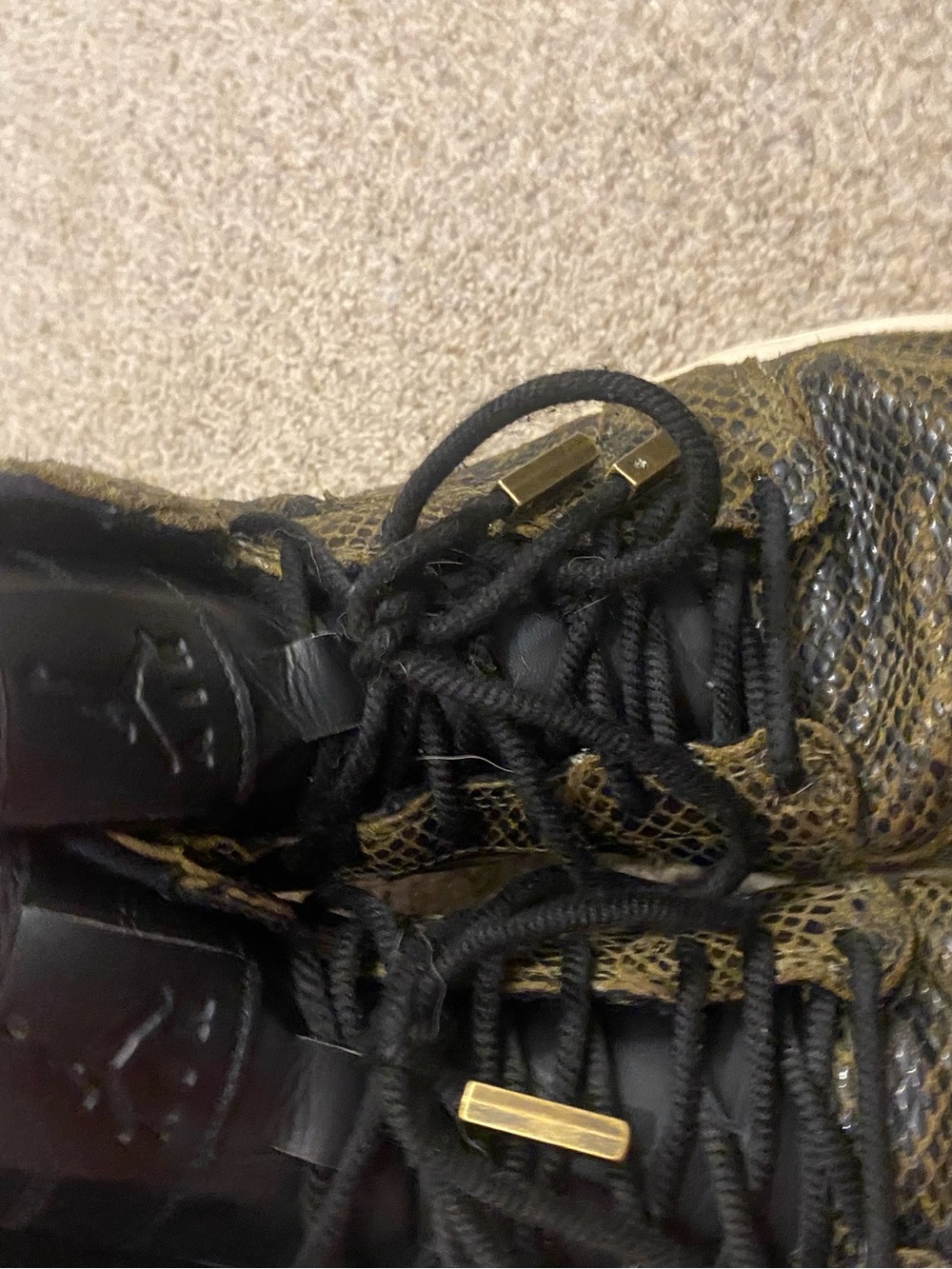 Jordan 1’s Black Snake-Texture High-Top Sneakers - Picture 7 of 9